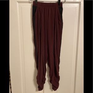 By Chance Silk Jogger Pant Size XS Purple Black